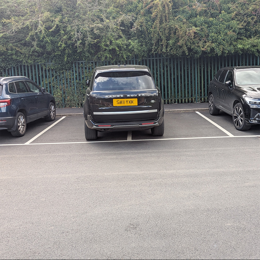 2 Bay parking