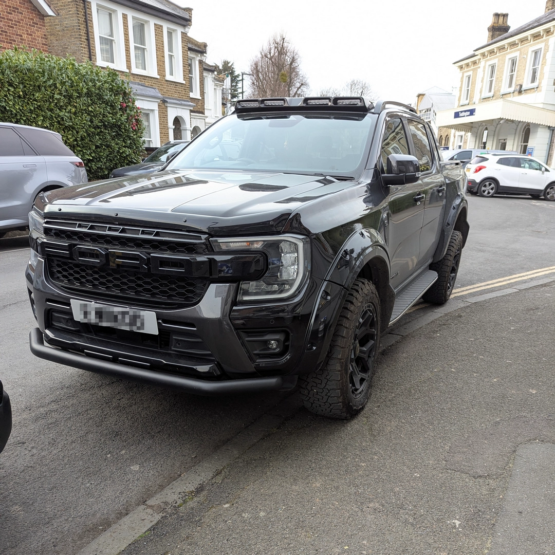 Double Yellow + Pavement Corner Parking (Back)